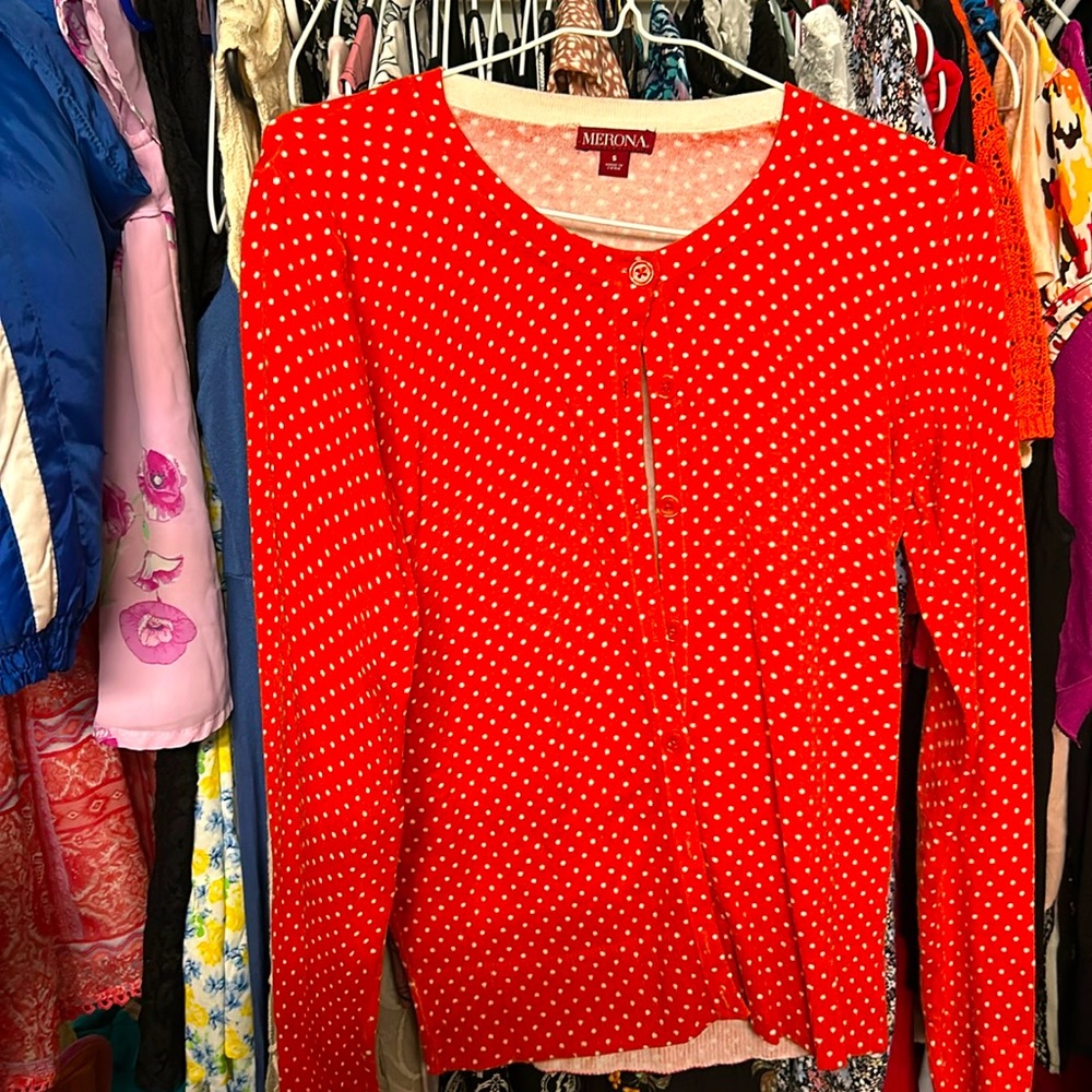 Women’s long sleeve top